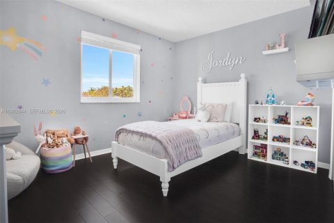 Купить виллу или дом в Катлер-Бей, Флорида 4 спальни, 158.4м2, № 2052493 - фото 24