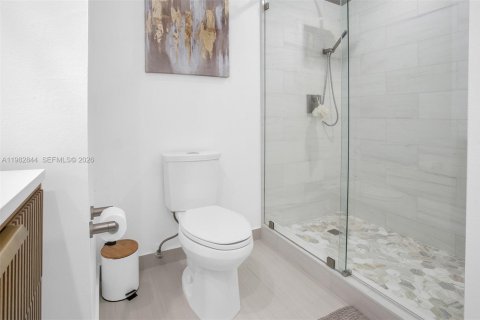 Купить виллу или дом в Катлер-Бей, Флорида 4 спальни, 158.4м2, № 2052493 - фото 6