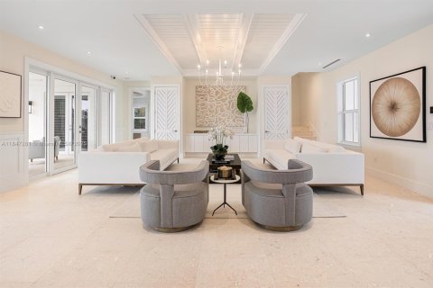 House in Islamorada, Village of Islands, Florida 7 bedrooms, 548.12 sq.m. № 1845431 - photo 15