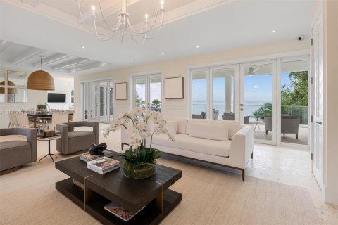 House in Islamorada, Village of Islands, Florida 7 bedrooms, 548.12 sq.m. № 1845431 - photo 16