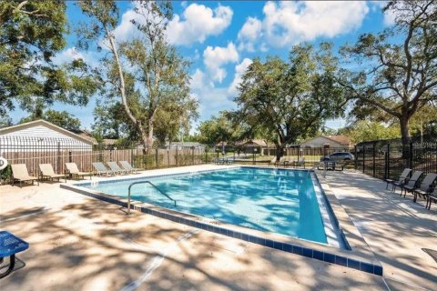House in Orlando, Florida 3 bedrooms, 110.93 sq.m. № 1765536 - photo 19