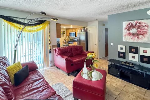 Casa en venta en Orlando, Florida, 3 dormitorios, 139.35 m2 № 1908844 - foto 5