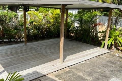 Villa ou maison à louer à Miami, Floride: 3 chambres, 141.95 m2 № 2026718 - photo 7