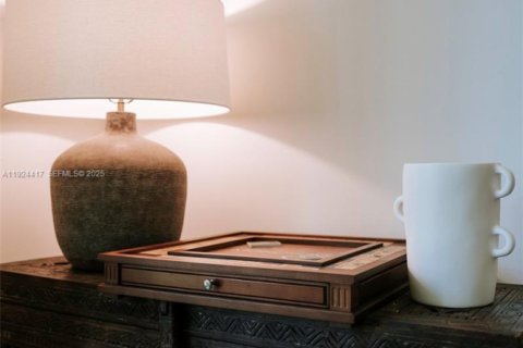 Купить кондоминиум в Форт-Лодердейл, Флорида 3 спальни, 180.6м2, № 1984389 - фото 14