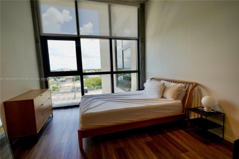 Condo in Miami, Florida  № 1811369 - photo 5