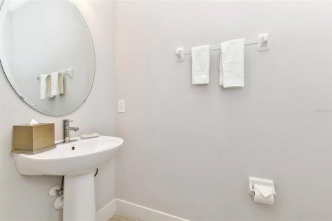 Villa ou maison à vendre à Kissimmee, Floride: 6 chambres, 308.16 m2 № 2120746 - photo 16