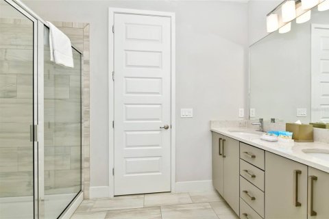 Villa ou maison à vendre à Kissimmee, Floride: 6 chambres, 308.16 m2 № 2120746 - photo 17
