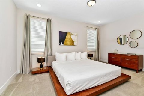 Villa ou maison à vendre à Kissimmee, Floride: 6 chambres, 308.16 m2 № 2120746 - photo 10