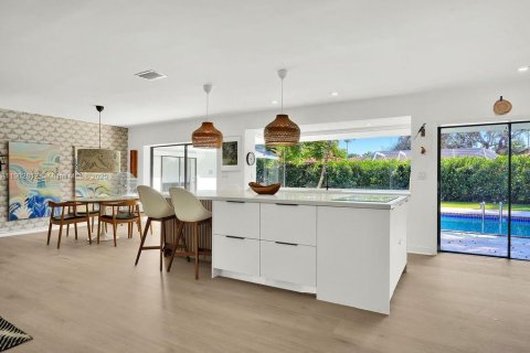 Casa en venta en Palmetto Bay, Florida, 4 dormitorios, 256.22 m2 № 1965859 - foto 19