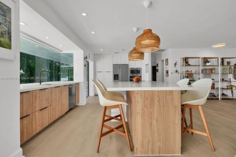 Casa en venta en Palmetto Bay, Florida, 4 dormitorios, 256.22 m2 № 1965859 - foto 13