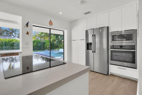 Casa en venta en Palmetto Bay, Florida, 4 dormitorios, 256.22 m2 № 1965859 - foto 16