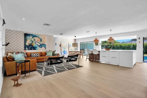 Casa en venta en Palmetto Bay, Florida, 4 dormitorios, 256.22 m2 № 1965859 - foto 3