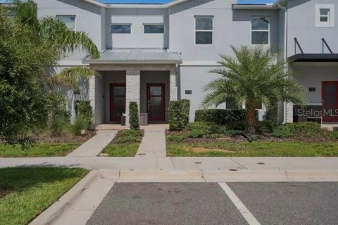 Adosado en Davenport, Florida 4 dormitorios, 177.81 m2 № 2117397