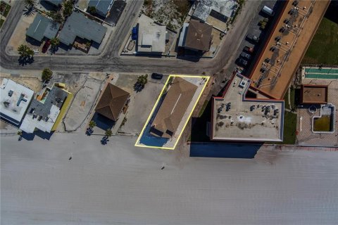 Casa en venta en Redington Shores, Florida, 8 dormitorios, 518.39 m2 № 2386745 - foto 19