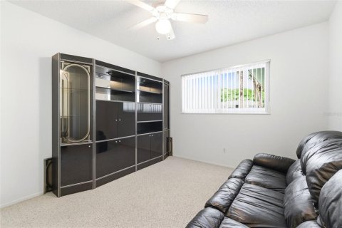 Condo in Clearwater, Florida, 2 bedrooms № 2233736 - photo 12