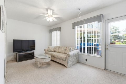 Condo in Clearwater, Florida, 2 bedrooms № 2233736 - photo 21