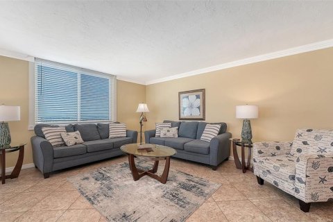 Copropriété à vendre à Sarasota, Floride: 2 chambres, 123.93 m2 № 2150117 - photo 8