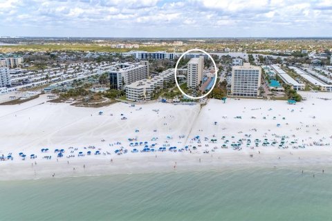Copropriété à vendre à Sarasota, Floride: 2 chambres, 123.93 m2 № 2150117 - photo 30