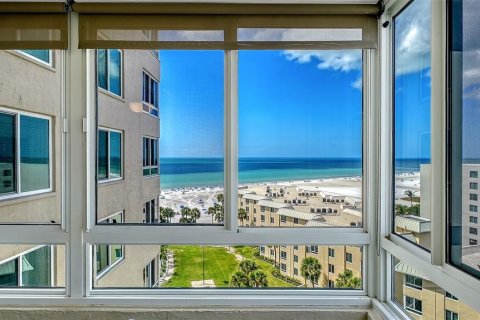 Copropriété à vendre à Sarasota, Floride: 2 chambres, 123.93 m2 № 2150117 - photo 4