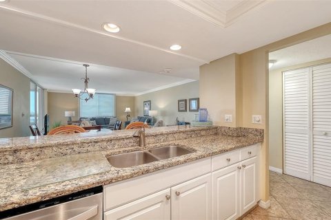 Copropriété à vendre à Sarasota, Floride: 2 chambres, 123.93 m2 № 2150117 - photo 16