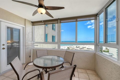 Copropriété à vendre à Sarasota, Floride: 2 chambres, 123.93 m2 № 2150117 - photo 2