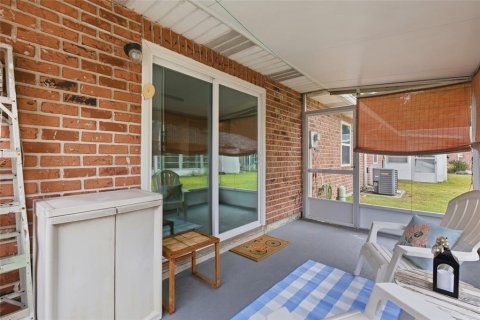 Купить кондоминиум в Деланд, Флорида 9 комнат, 86.4м2, № 2097775 - фото 22