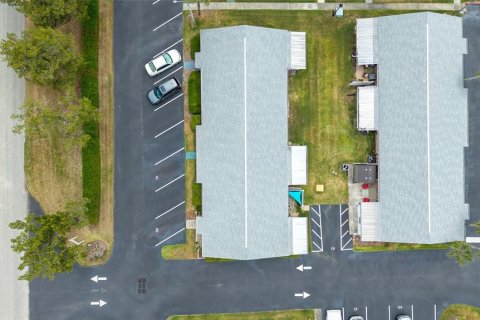Купить кондоминиум в Деланд, Флорида 9 комнат, 86.4м2, № 2097775 - фото 30