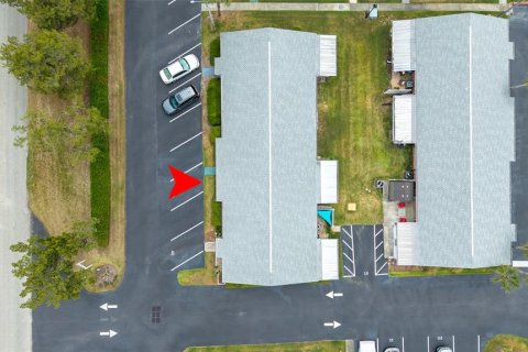 Купить кондоминиум в Деланд, Флорида 9 комнат, 86.4м2, № 2097775 - фото 29