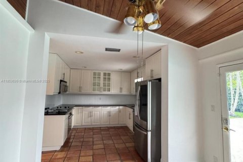 Casa en venta en Pinecrest, Florida, 4 dormitorios, 206.34 m2 № 1872106 - foto 10