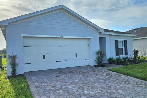 House in Dundee, Florida 4 bedrooms, 185.8 sq.m. № 2285215 - photo 29