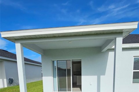 House in Dundee, Florida 4 bedrooms, 185.8 sq.m. № 2285215 - photo 30