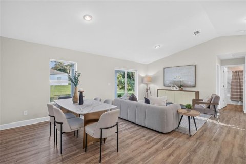 Casa en venta en Port Charlotte, Florida, 3 dormitorios, 121.98 m2 № 2354811 - foto 13