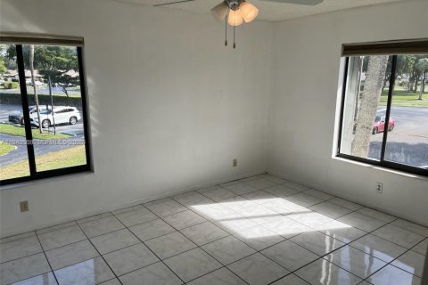 Снять в аренду кондоминиум в Уэст-Палм-Бич, Флорида 2 спальни, 103.21м2, № 2005195 - фото 12