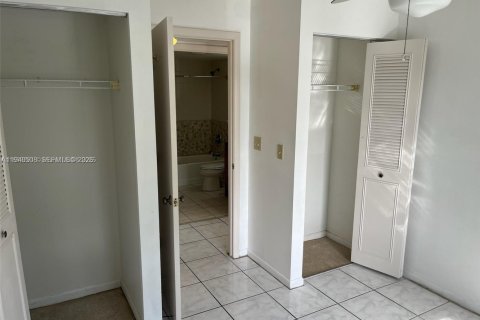 Снять в аренду кондоминиум в Уэст-Палм-Бич, Флорида 2 спальни, 103.21м2, № 2005195 - фото 9