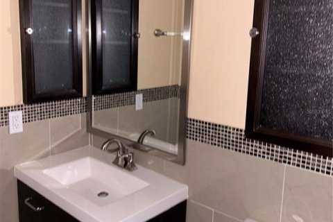 Condominio en venta en Tampa, Florida, 2 dormitorios, 99.22 m2 № 1443085 - foto 19