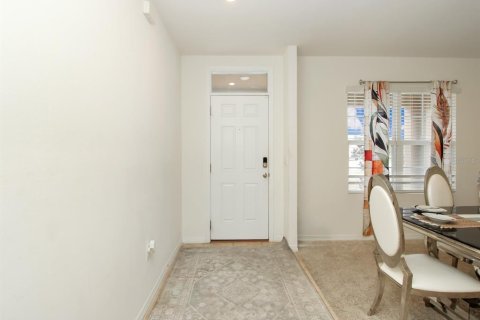 Casa en venta en Auburndale, Florida, 5 dormitorios, 251.21 m2 № 2143874 - foto 8