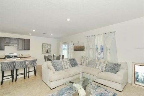 Casa en venta en Auburndale, Florida, 5 dormitorios, 251.21 m2 № 2143874 - foto 12