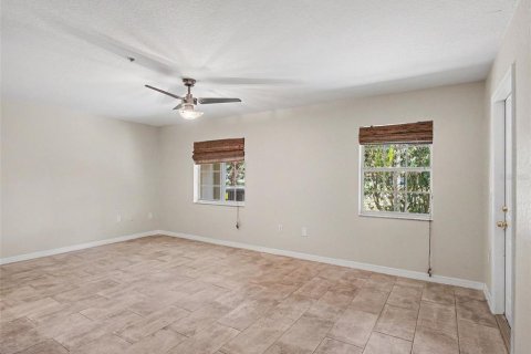Townhouse in Palmetto, Florida 4 bedrooms, 241.92 sq.m. № 2127104 - photo 17