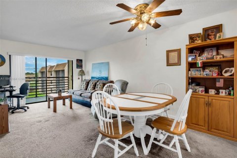 Copropriété à vendre à Sunrise, Floride: 1 chambre, 59.46 m2 № 1841068 - photo 2