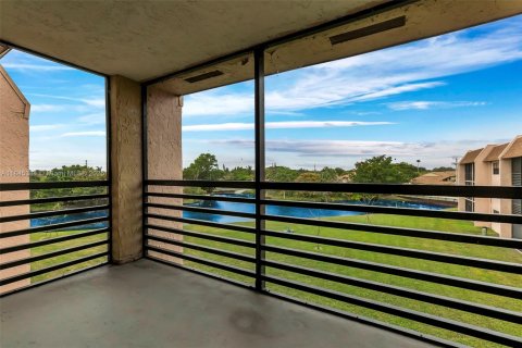 Copropriété à vendre à Sunrise, Floride: 1 chambre, 59.46 m2 № 1841068 - photo 11