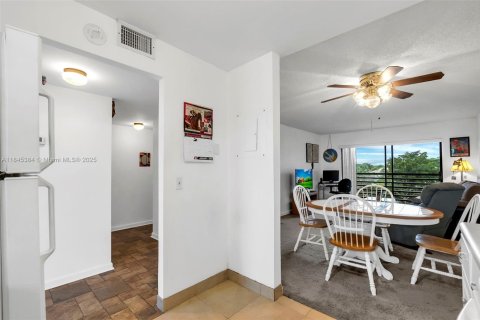 Copropriété à vendre à Sunrise, Floride: 1 chambre, 59.46 m2 № 1841068 - photo 7