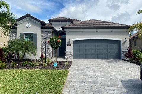 Villa ou maison à LAKEWOOD NATIONAL à Bradenton, Floride 4 chambres, 209.03 m2 № 2330516
