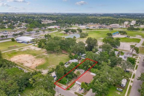 House in Pinellas Park, Florida 1 bedroom, 59.46 sq.m. № 1907946 - photo 17