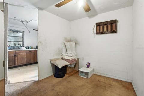 House in Pinellas Park, Florida 1 bedroom, 59.46 sq.m. № 1907946 - photo 9