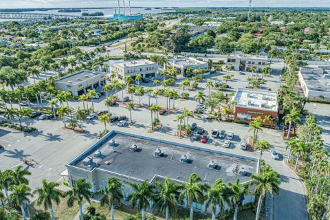 Business in Vero Beach, Florida № 1142355