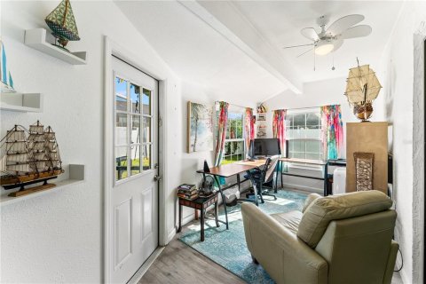 House in Spring Hill, Florida 2 bedrooms, 137.5 sq.m. № 2404986 - photo 8