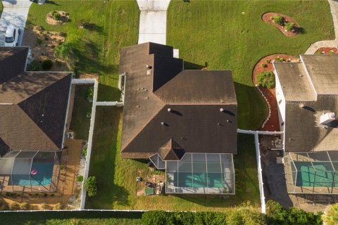 House in Spring Hill, Florida 2 bedrooms, 137.5 sq.m. № 2404986 - photo 28