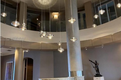 Copropriété à louer à Miami, Floride: 1 chambre, 88.63 m2 № 1998982 - photo 3