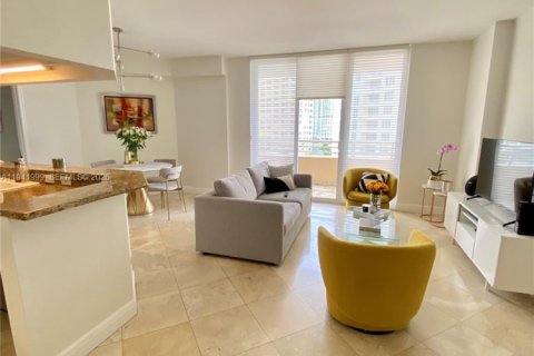 Copropriété à louer à Miami, Floride: 1 chambre, 88.63 m2 № 1998982 - photo 10