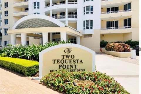 Condo à Miami, Floride, 1 chambre  № 1998982